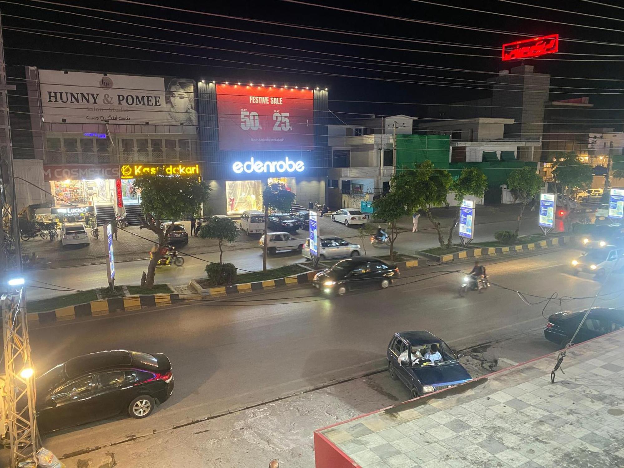 Baoo Jee Hotel Islamabad Rawalpindi Ngoại thất bức ảnh