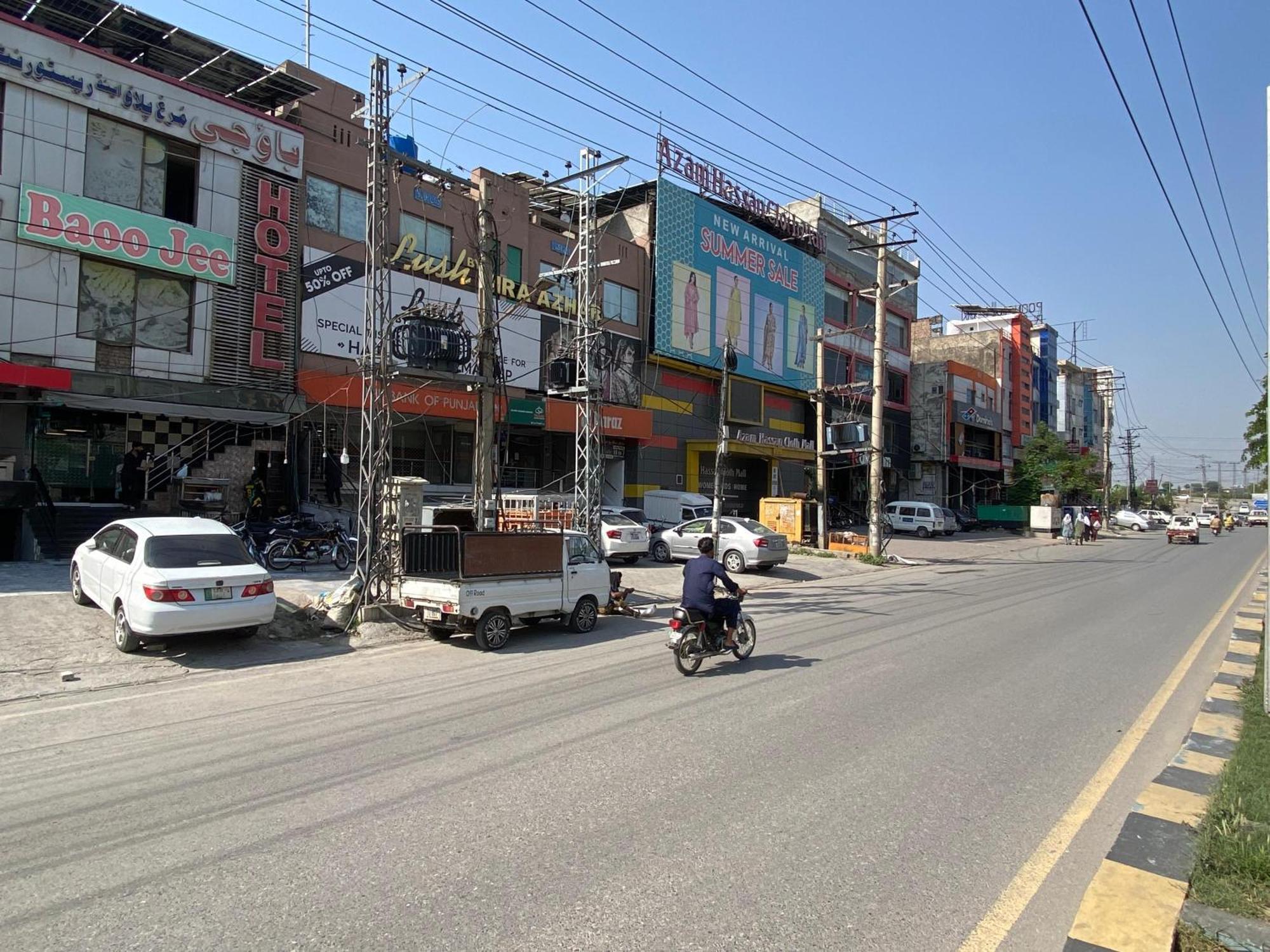 Baoo Jee Hotel Islamabad Rawalpindi Ngoại thất bức ảnh